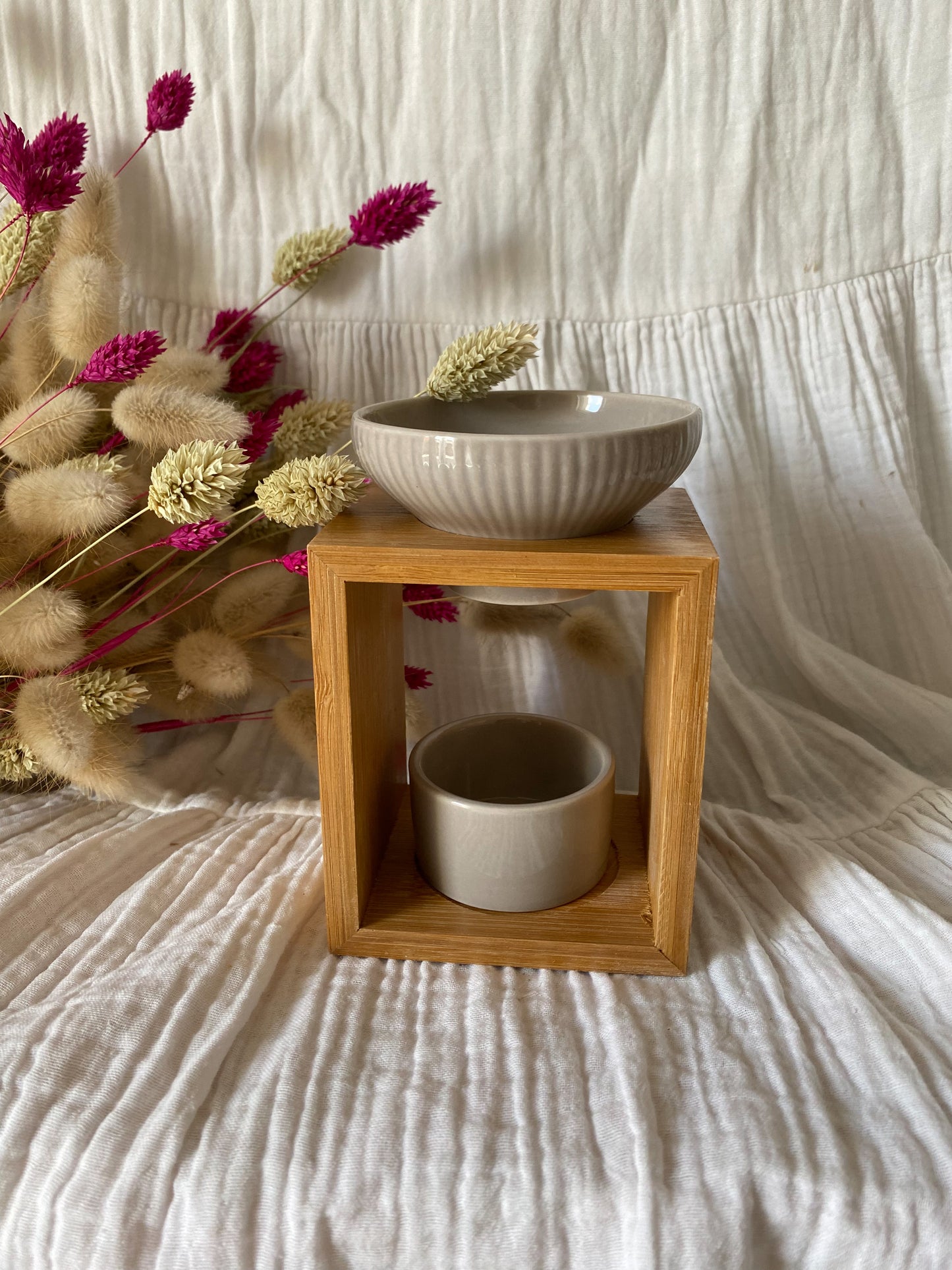 Brûle parfum Yona en céramique et bambou - Parfait pour faire fondre les fondants The sweet harmony et parfumé votre intérieur