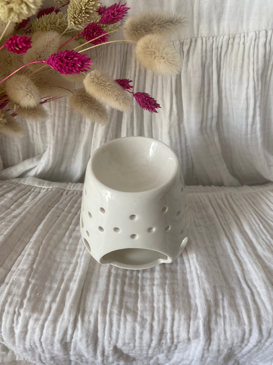 Brûle parfum Loob blanc en céramique et bambou - Parfait pour faire fondre les fondants The sweet harmony et parfumé votre intérieur