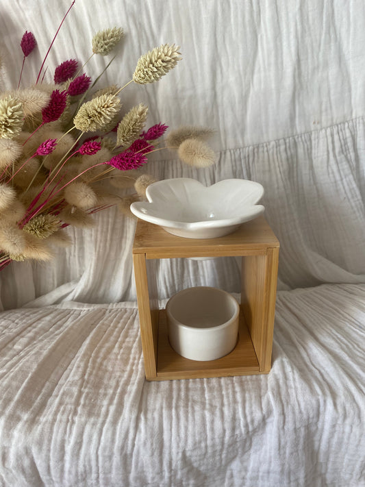 Brûle parfum Plumeria en céramique et bambou - Parfait pour faire fondre les fondants The sweet harmony et parfumé votre intérieur